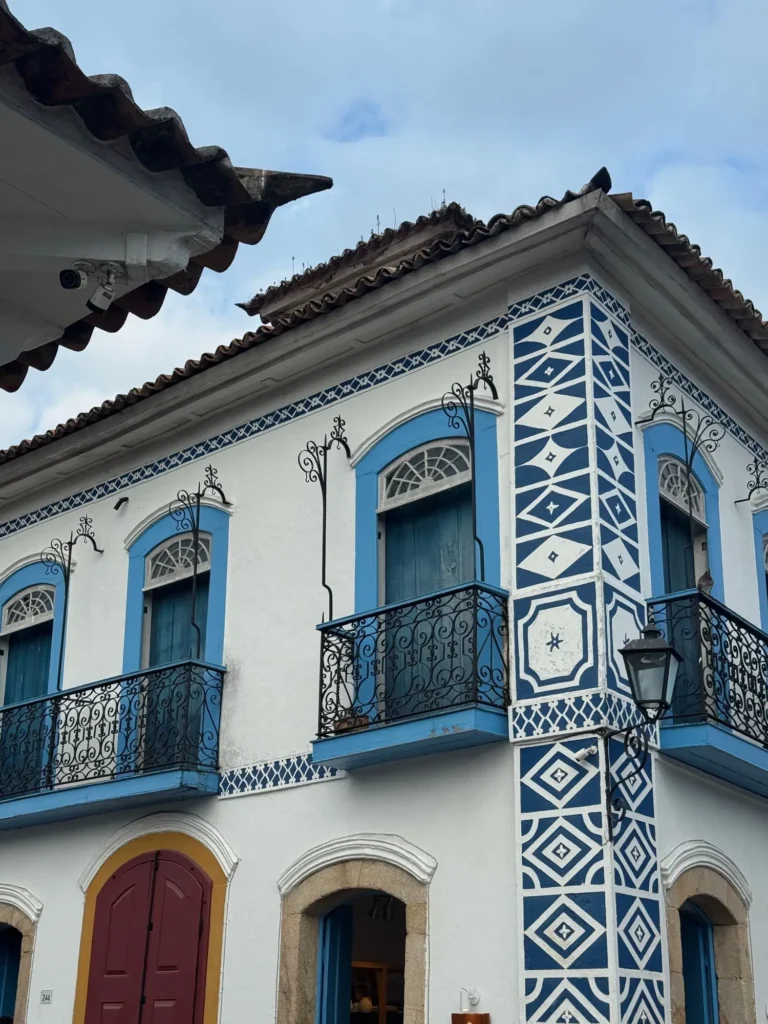 Brasile per nomadi digitali 6 Una casa del centro storico di Paraty. Dicembre 2025.