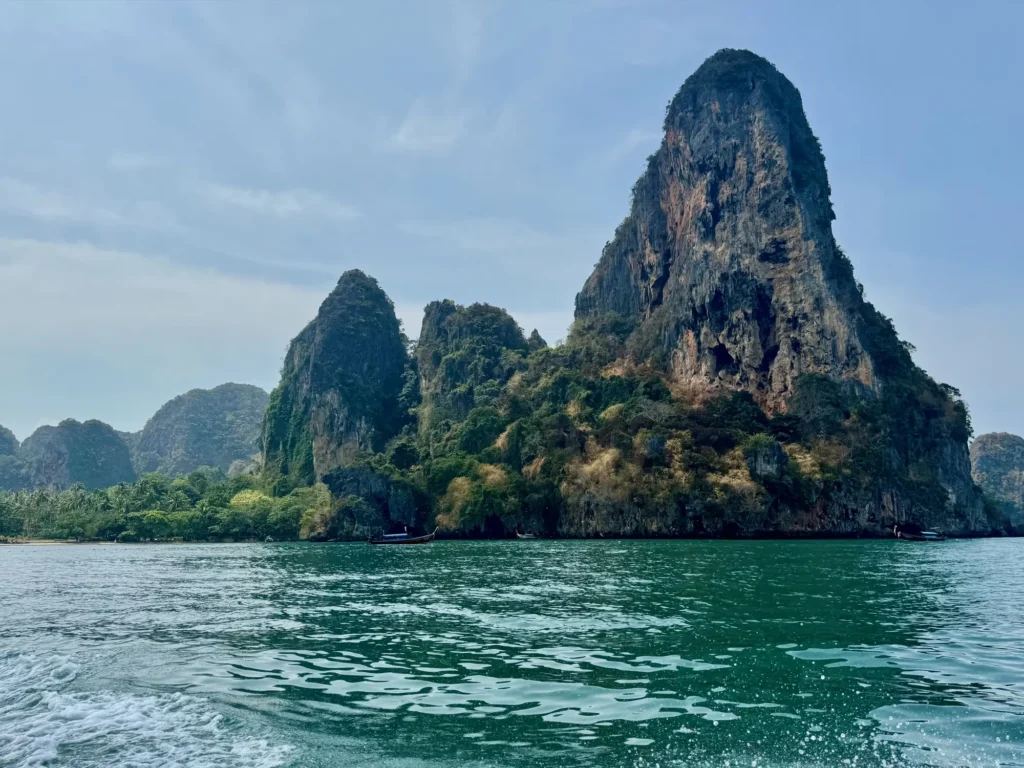Thailandia per nomadi digitali 4 Railay dal mare, aprile 2024